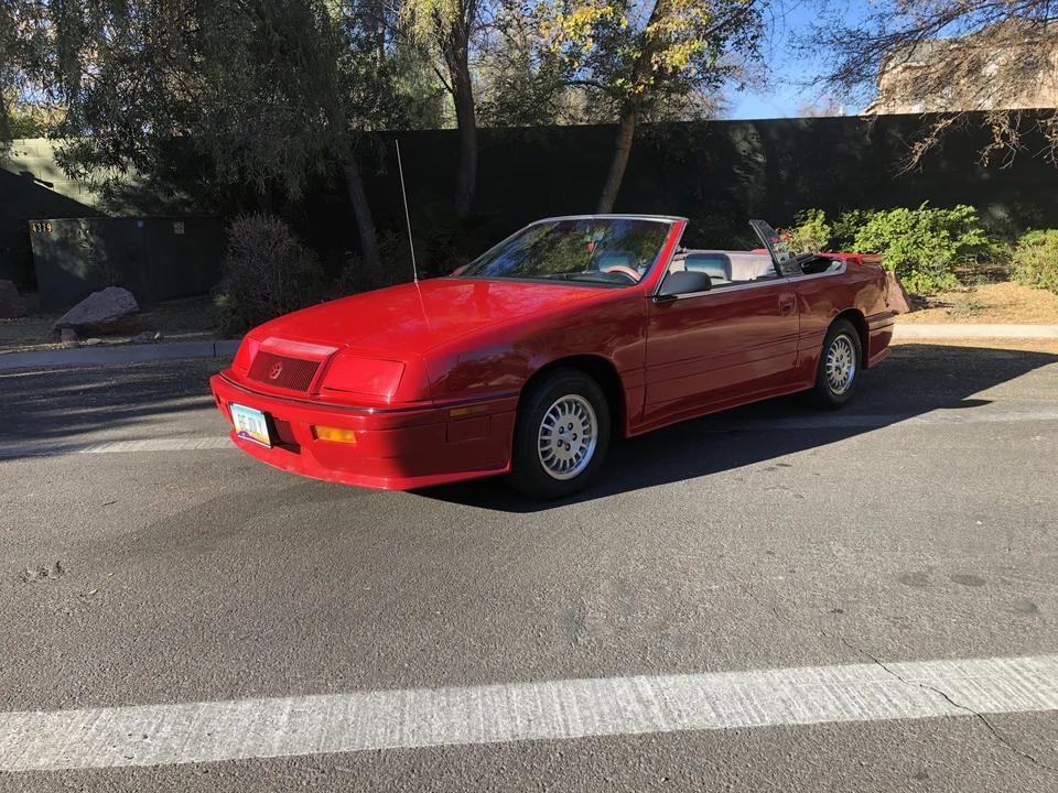 1992 Chrysler LeBaron - Image 3 of 31