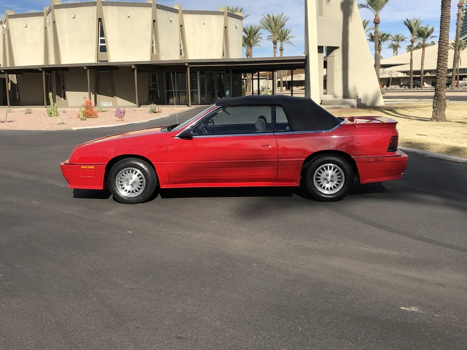 1992 Chrysler LeBaron - Image 12 of 31