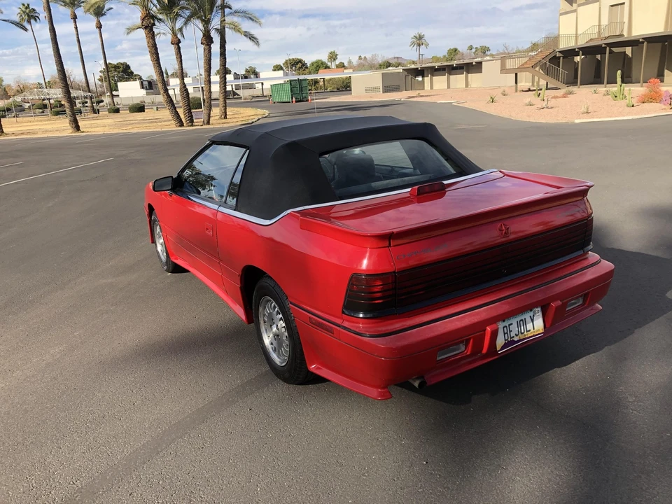 1992 Chrysler LeBaron - Image 23 of 31