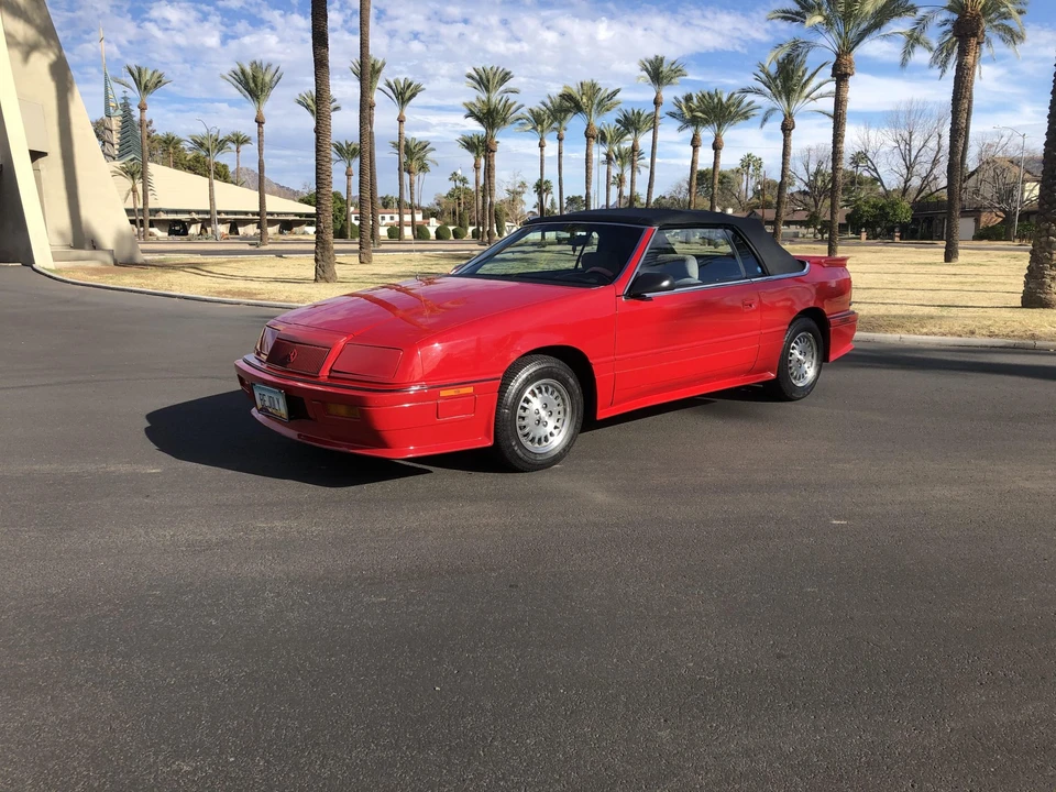 1992 Chrysler LeBaron - Image 8 of 31