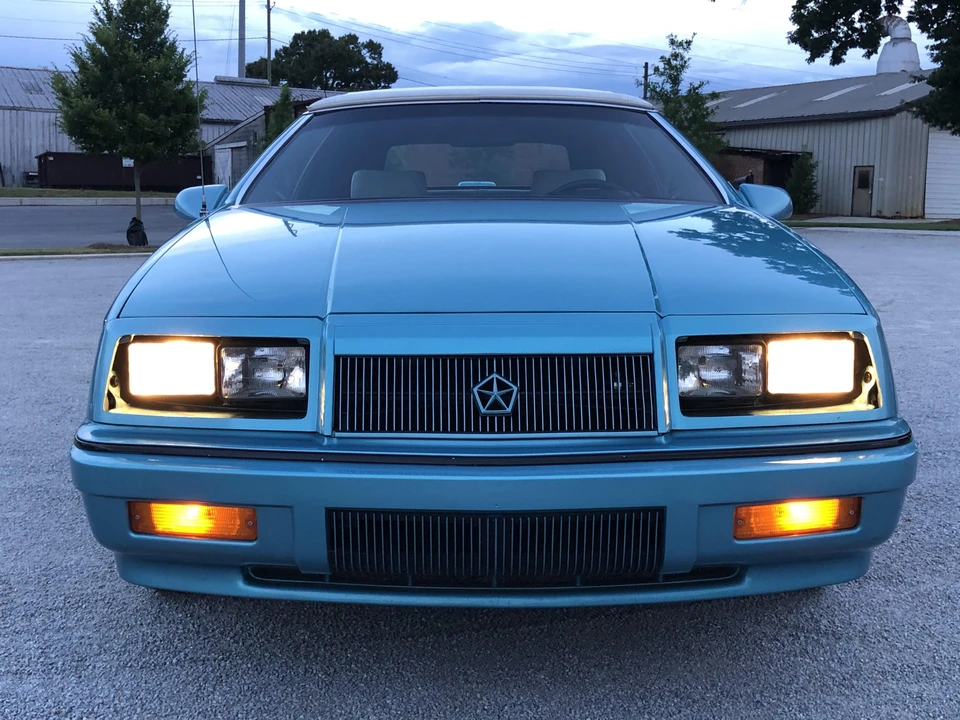 1992 Chrysler LeBaron - Image 5 of 31