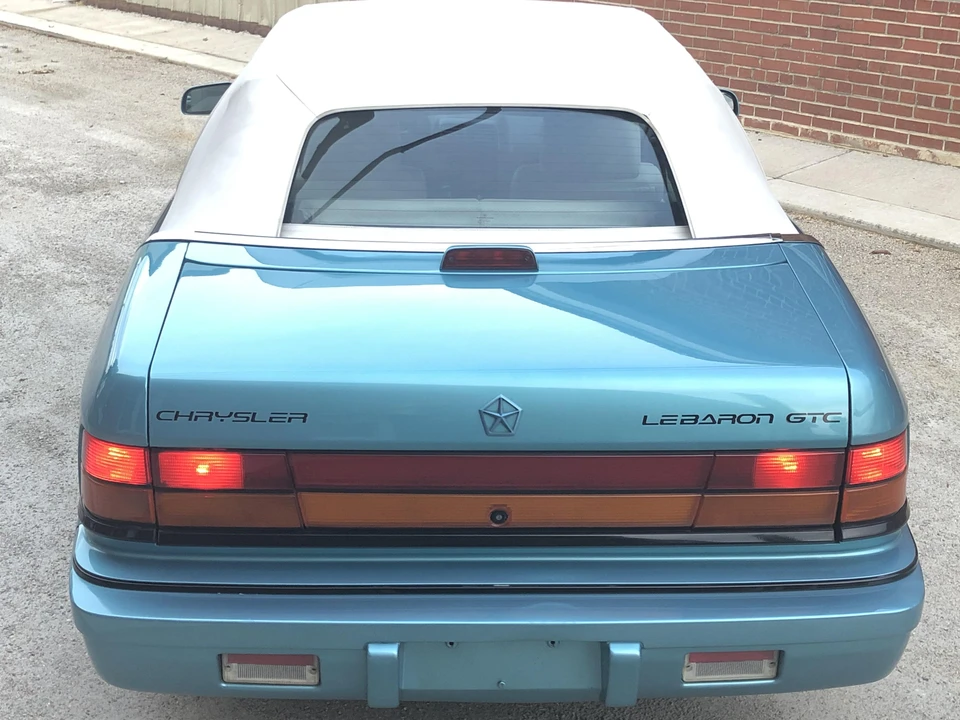 1992 Chrysler LeBaron - Image 29 of 31