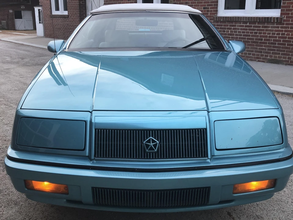 1992 Chrysler LeBaron - Image 8 of 31