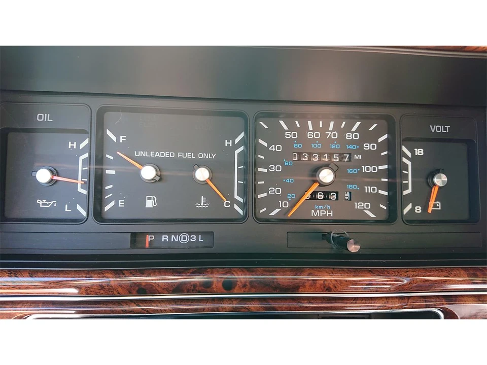 1992 Chrysler New Yorker - Image 8 of 16
