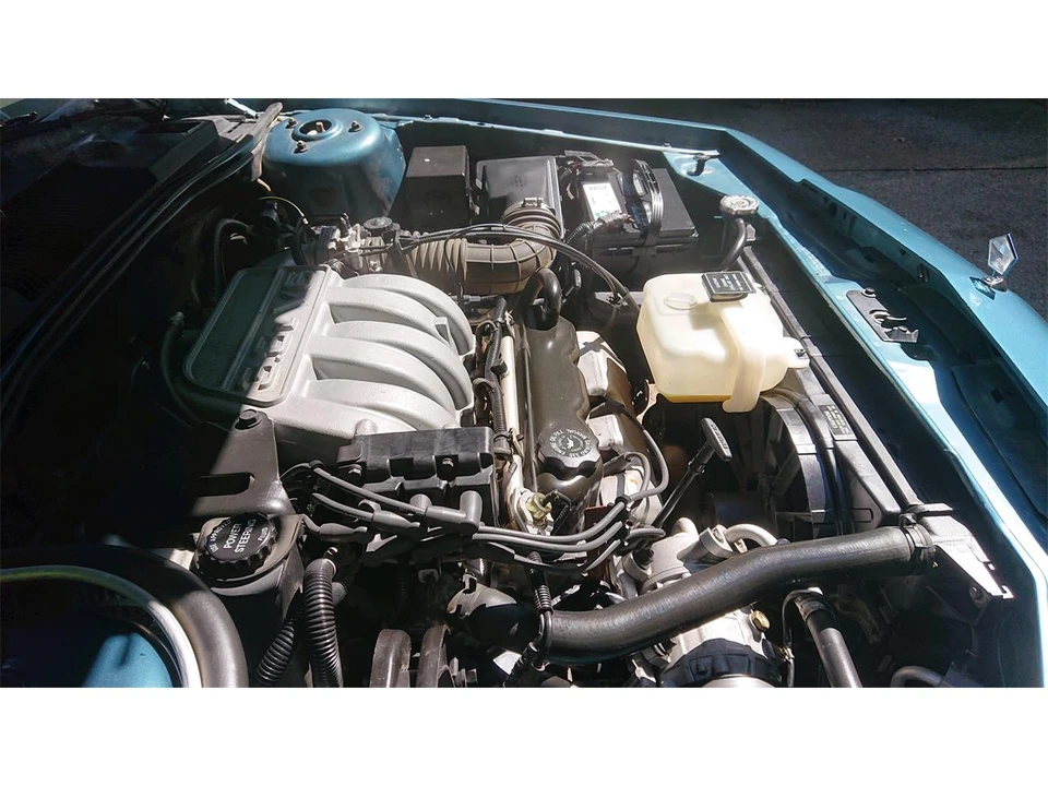 1992 Chrysler New Yorker - Image 11 of 16
