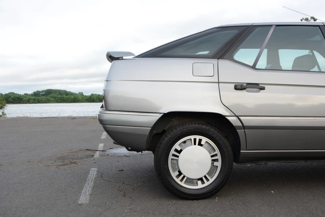 1992 Citroen XM - Image 25 of 31