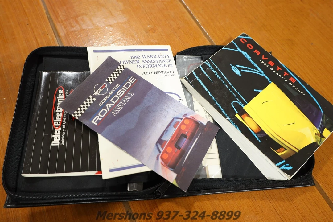 1992 Chevrolet Corvette C4 - Image 18 of 21