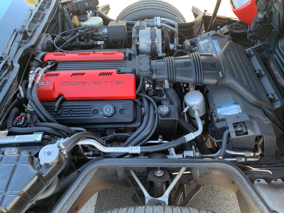 1992 Chevrolet Corvette C4 - Image 15 of 19