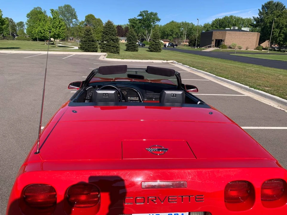 1992 Chevrolet Corvette C4 - Image 14 of 19
