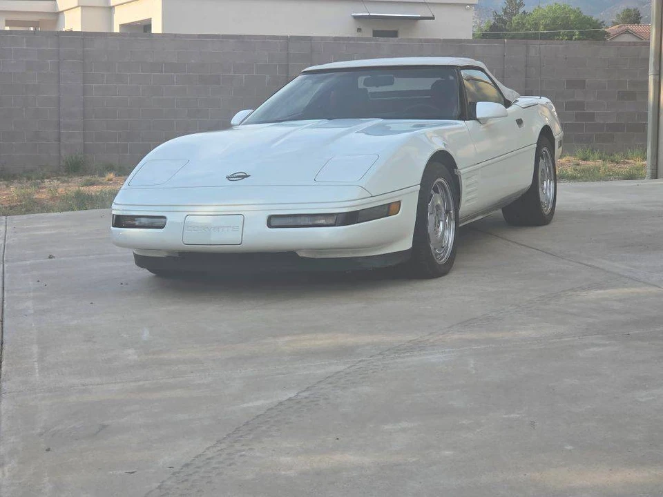1992 Chevrolet Corvette C4 - Image 12 of 24