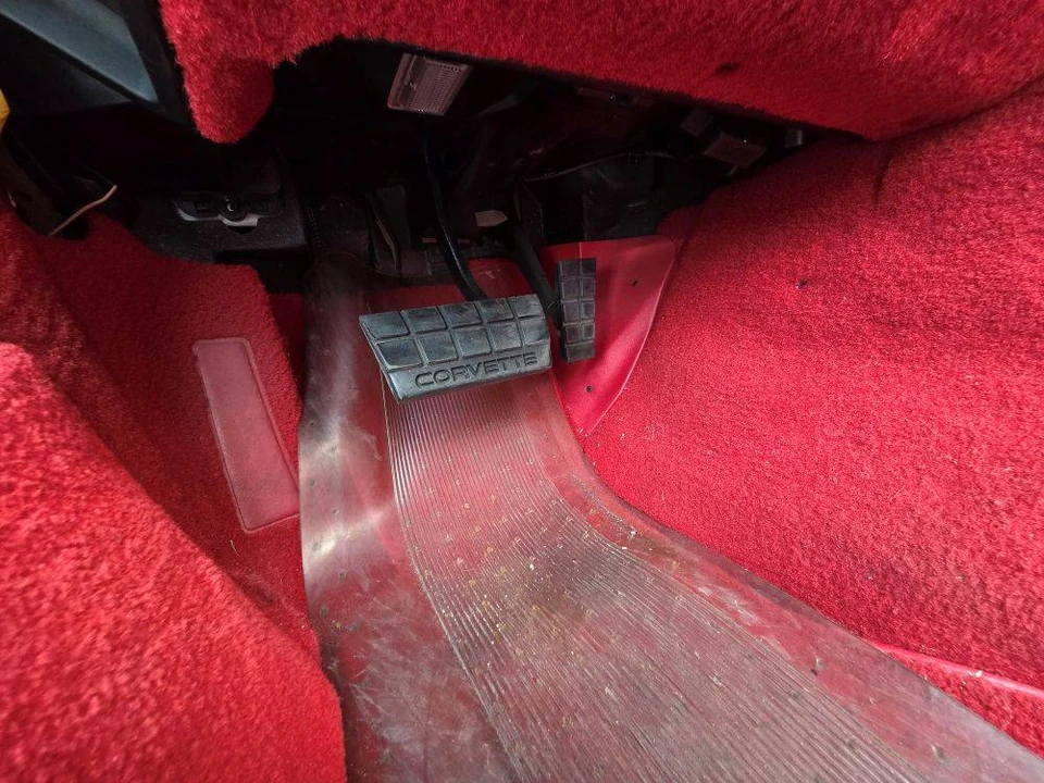 1992 Chevrolet Corvette C4 - Image 23 of 24