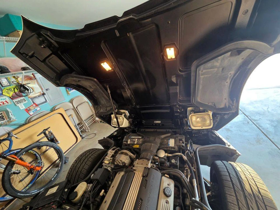 1992 Chevrolet Corvette C4 - Image 20 of 24