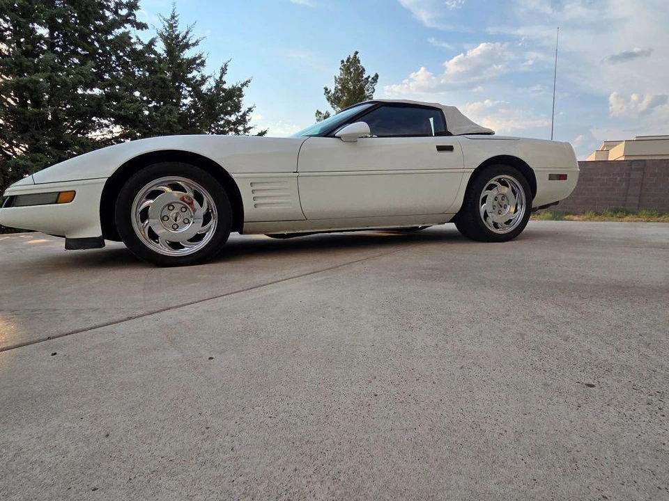 1992 Chevrolet Corvette C4 - Image 3 of 24