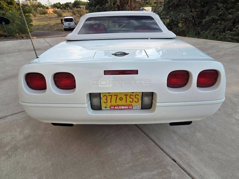 1992 Chevrolet Corvette C4 - Image 16 of 24