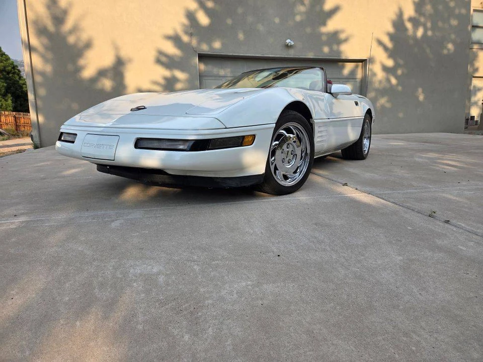 1992 Chevrolet Corvette C4 - Image 2 of 24