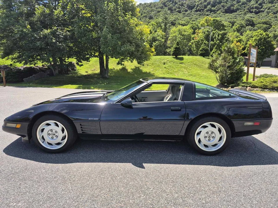 1992 Chevrolet Corvette C4 - Image 22 of 23