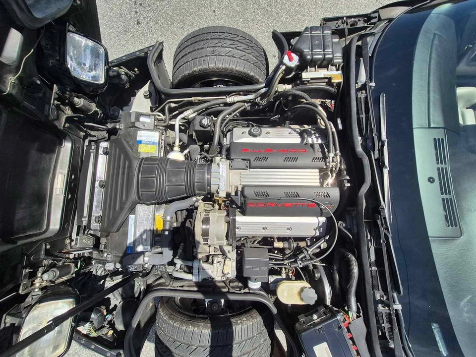 1992 Chevrolet Corvette C4 - Image 8 of 23
