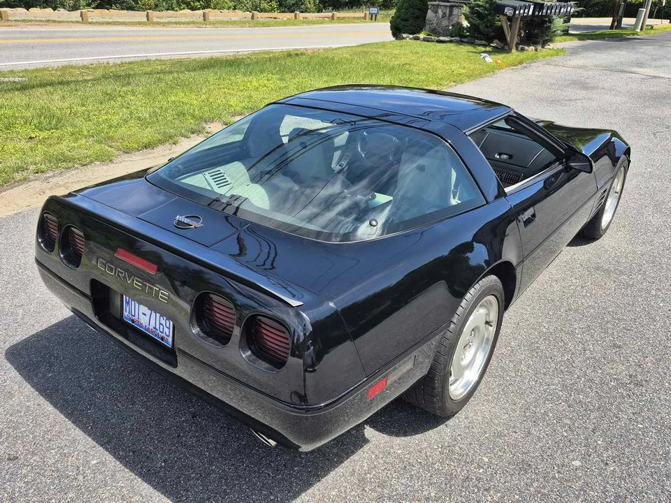 1992 Chevrolet Corvette C4 - Image 6 of 23