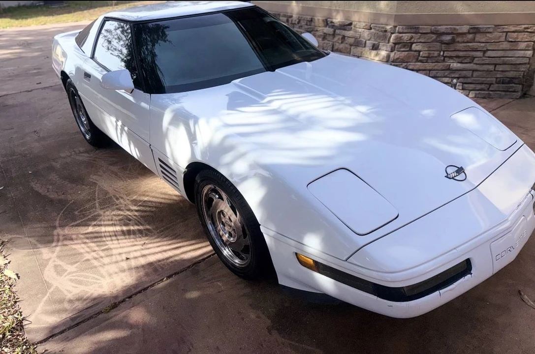 1992 Chevrolet Corvette C4 - Image 1 of 7