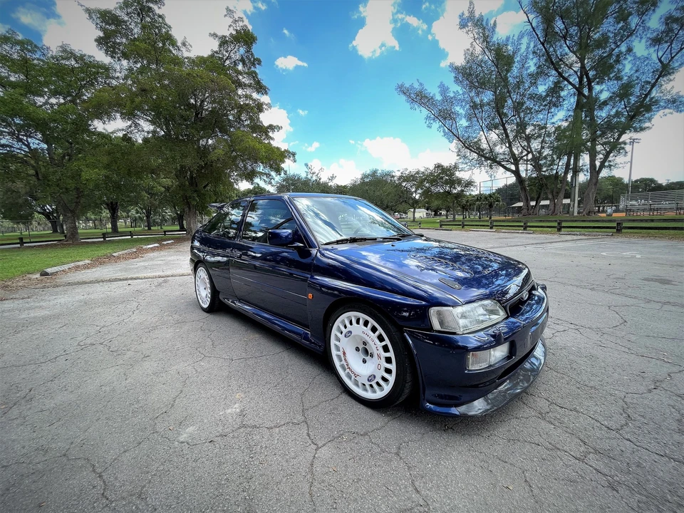 1994 Ford Escort RS Cosworth - Image 10 of 31