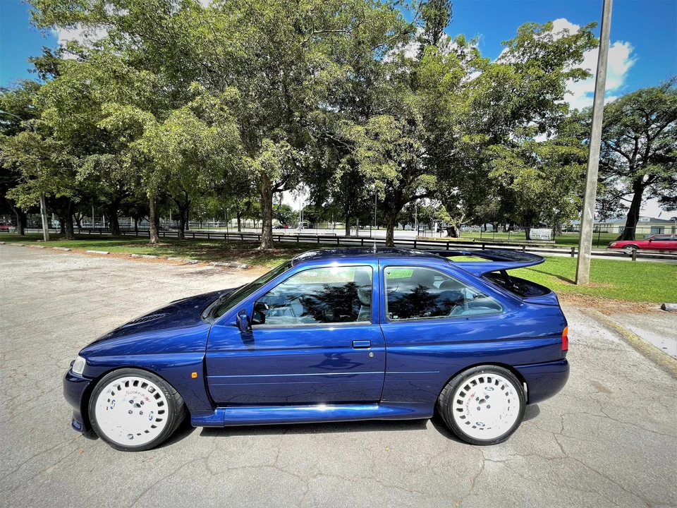 1994 Ford Escort RS Cosworth - Image 13 of 31