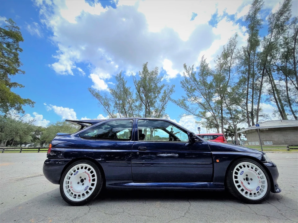 1994 Ford Escort RS Cosworth - Image 16 of 31