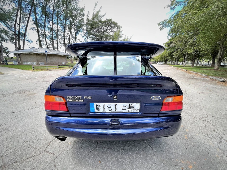 1994 Ford Escort RS Cosworth - Image 17 of 31