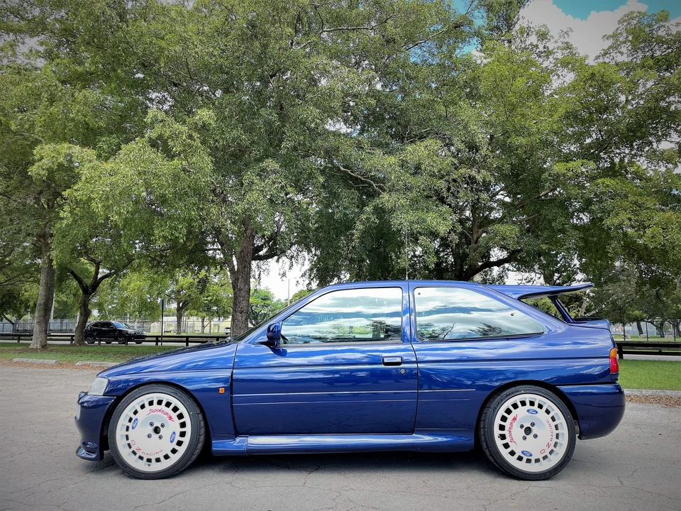 1994 Ford Escort RS Cosworth - Image 4 of 31