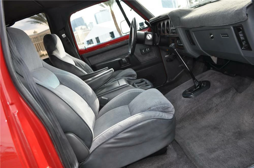 1992 Dodge Ramcharger - Image 3 of 4