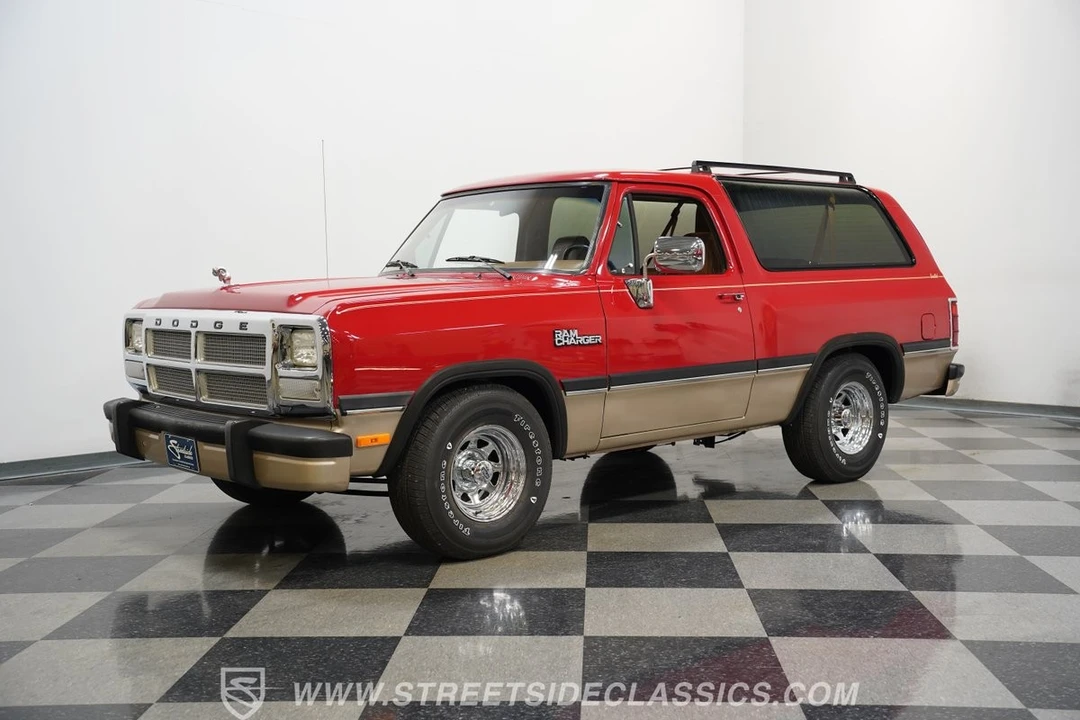 1992 Dodge Ramcharger - Image 5 of 12