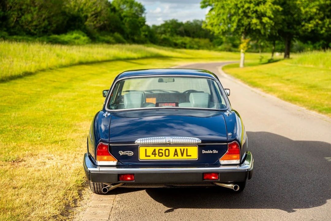 1992 Daimler - Image 6 of 31