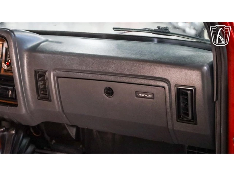 1992 Dodge D Series - Image 17 of 31