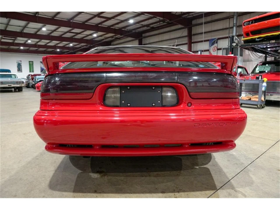 1992 Dodge Daytona - Image 7 of 31