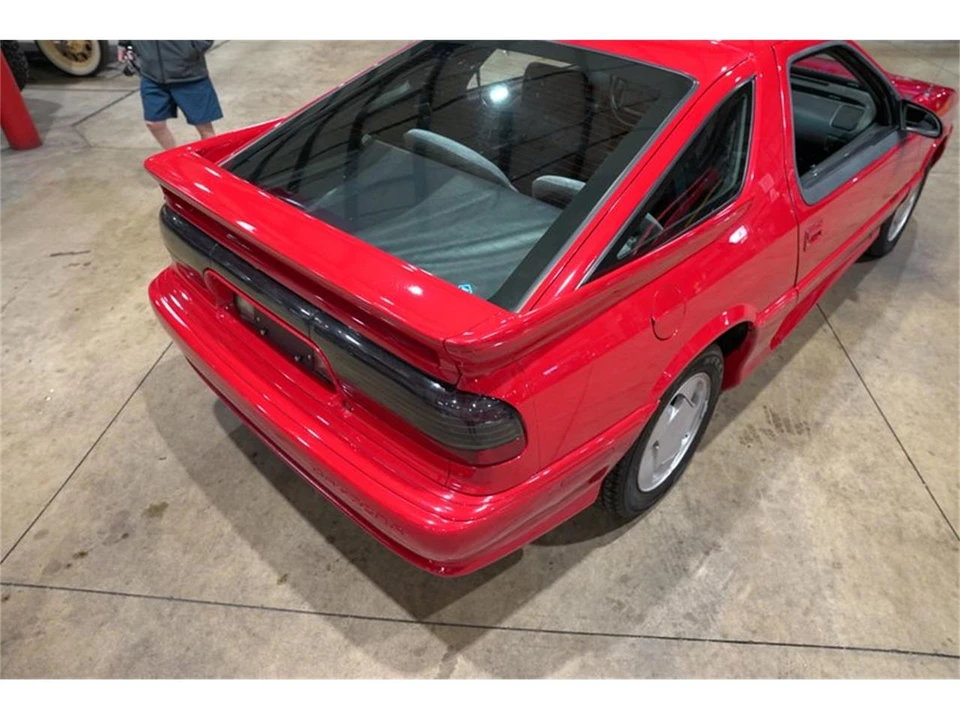 1992 Dodge Daytona - Image 19 of 31