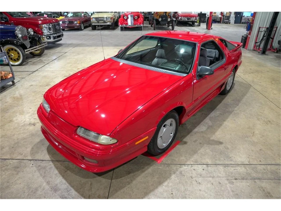1992 Dodge Daytona - Image 14 of 31