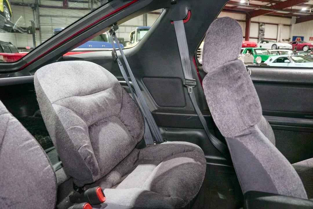 1992 Dodge Daytona - Image 27 of 31