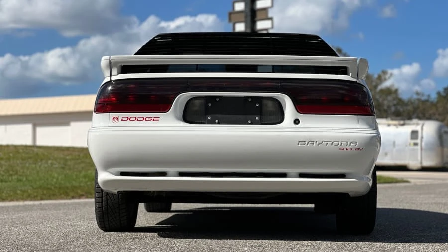 1992 Dodge Daytona - Image 4 of 16