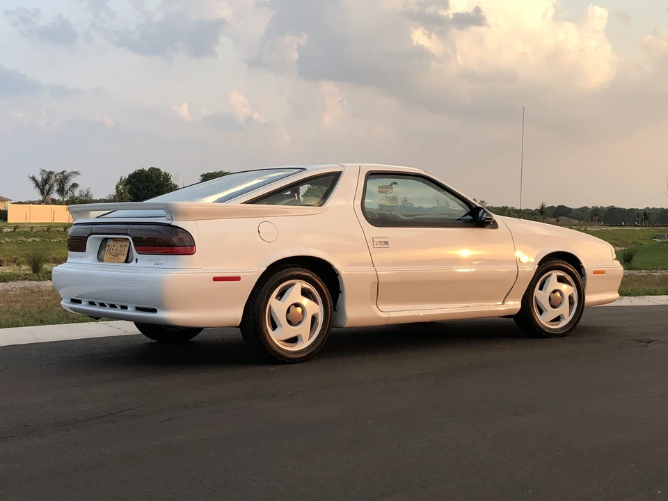 1992 Dodge Daytona - Image 6 of 31