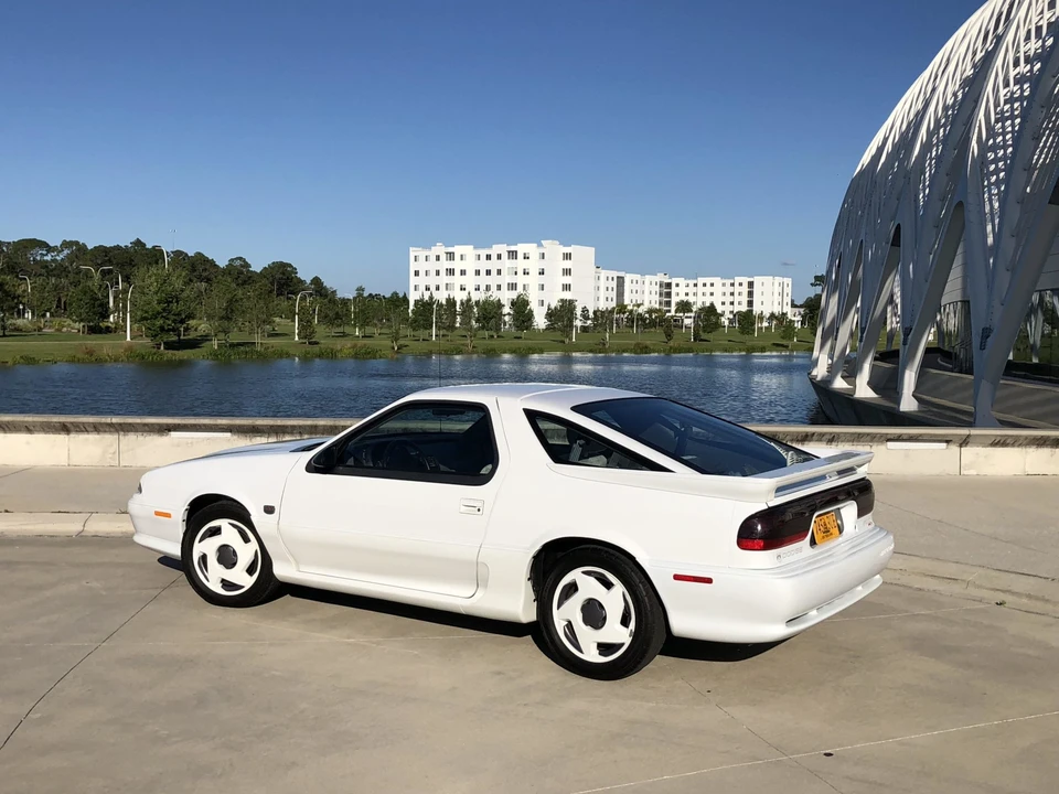 1992 Dodge Daytona - Image 29 of 31