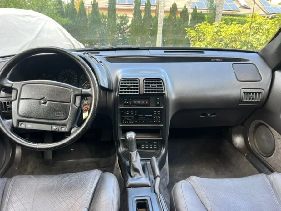 1992 Dodge Daytona - Image 14 of 20