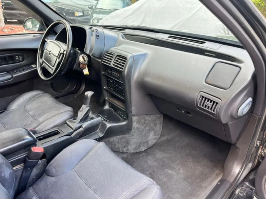 1992 Dodge Daytona - Image 10 of 20
