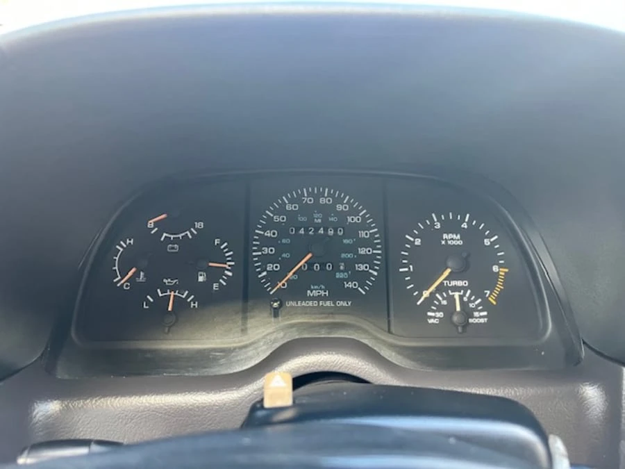 1992 Dodge Daytona - Image 19 of 20