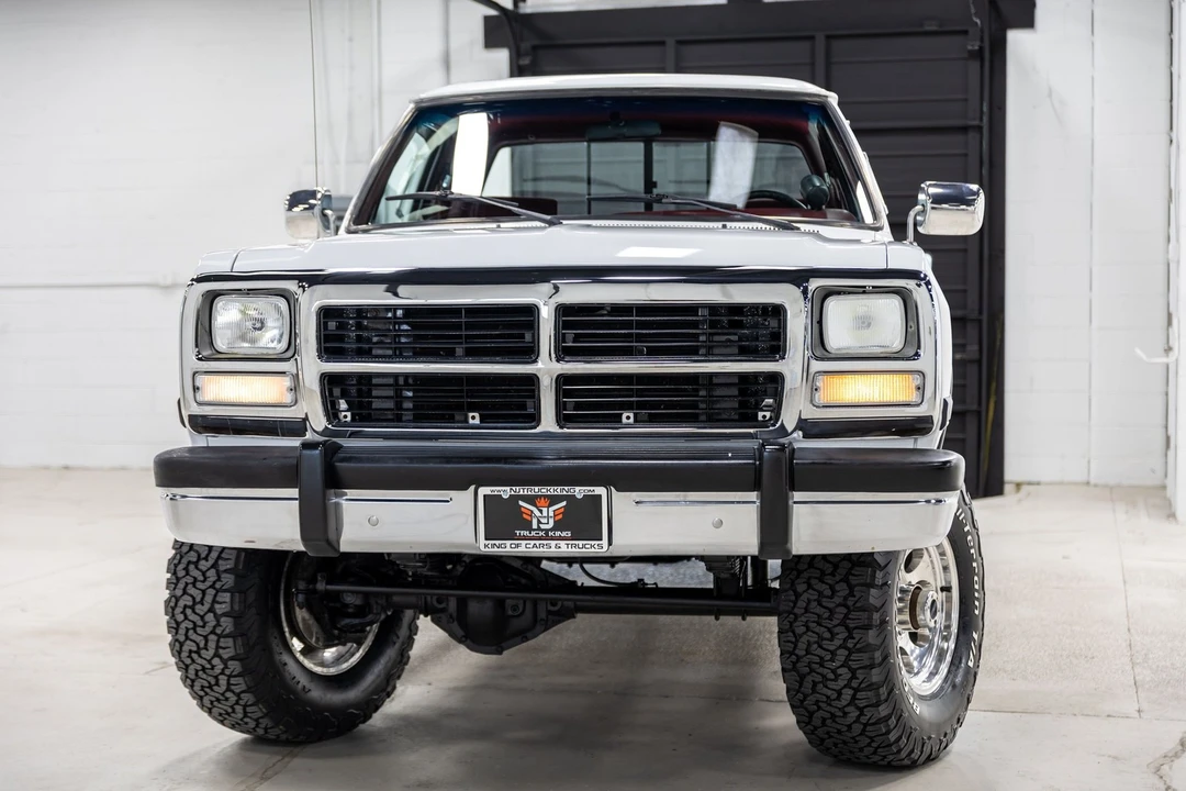 1992 Dodge D Series - Image 2 of 31