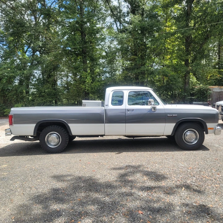 1992 Dodge Ram 1st Gen - Image 2 of 15
