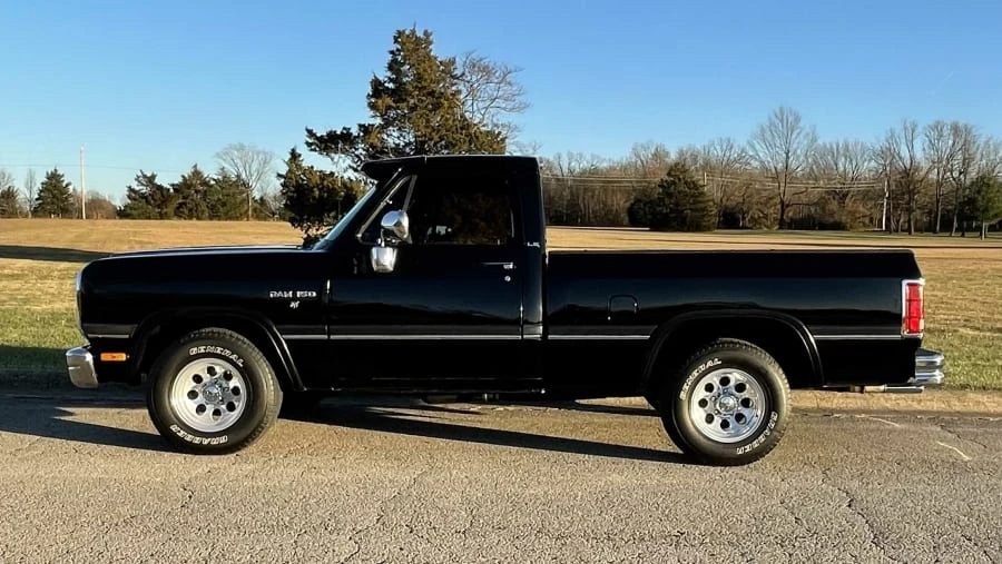 1992 Dodge Ram 1st Gen - Image 2 of 10