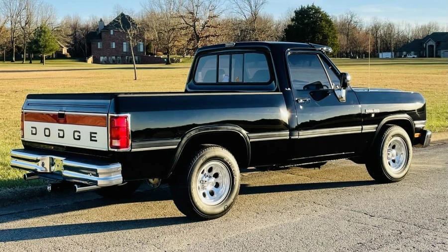 1992 Dodge Ram 1st Gen - Image 3 of 10