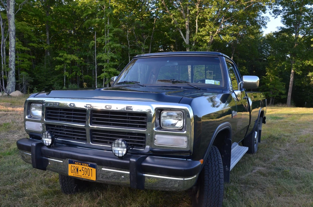 1992 Dodge Ram 1st Gen - Image 2 of 31