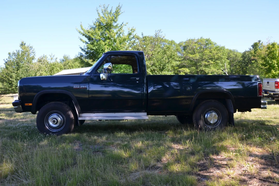 1992 Dodge Ram 1st Gen - Image 4 of 31