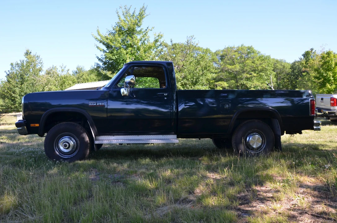 1992 Dodge Ram 1st Gen - Image 4 of 31