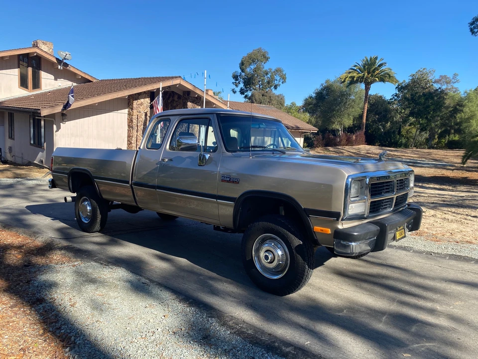 1992 Dodge Ram 1st Gen - Image 21 of 31